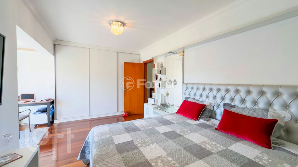 Casa de Condomínio à venda com 4 quartos, 530m² - Foto 36