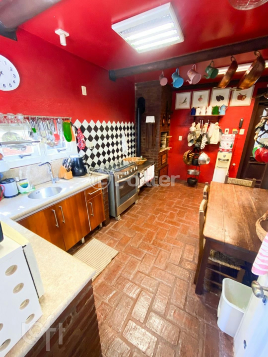Casa à venda com 3 quartos, 395m² - Foto 4