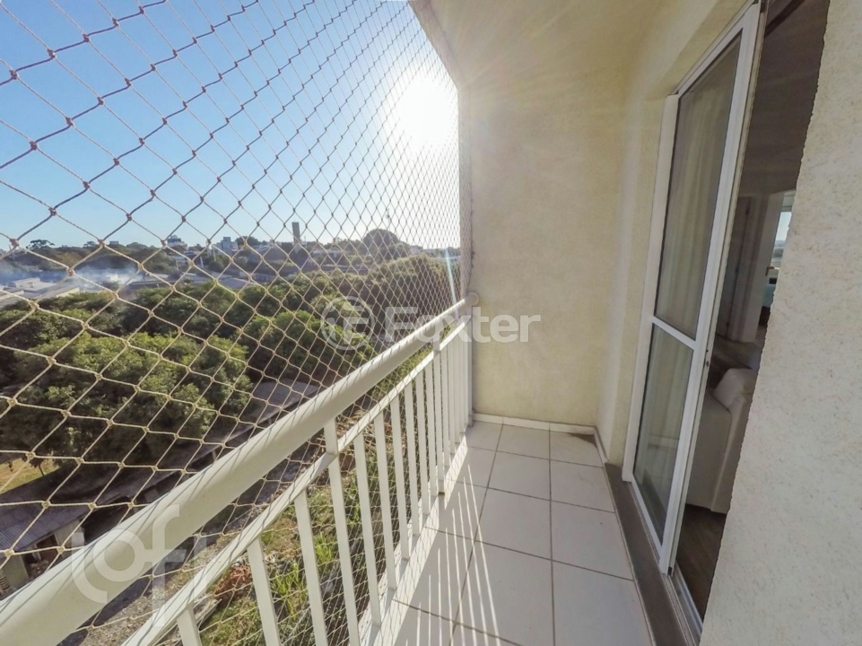 Apartamento à venda com 2 quartos, 62m² - Foto 2