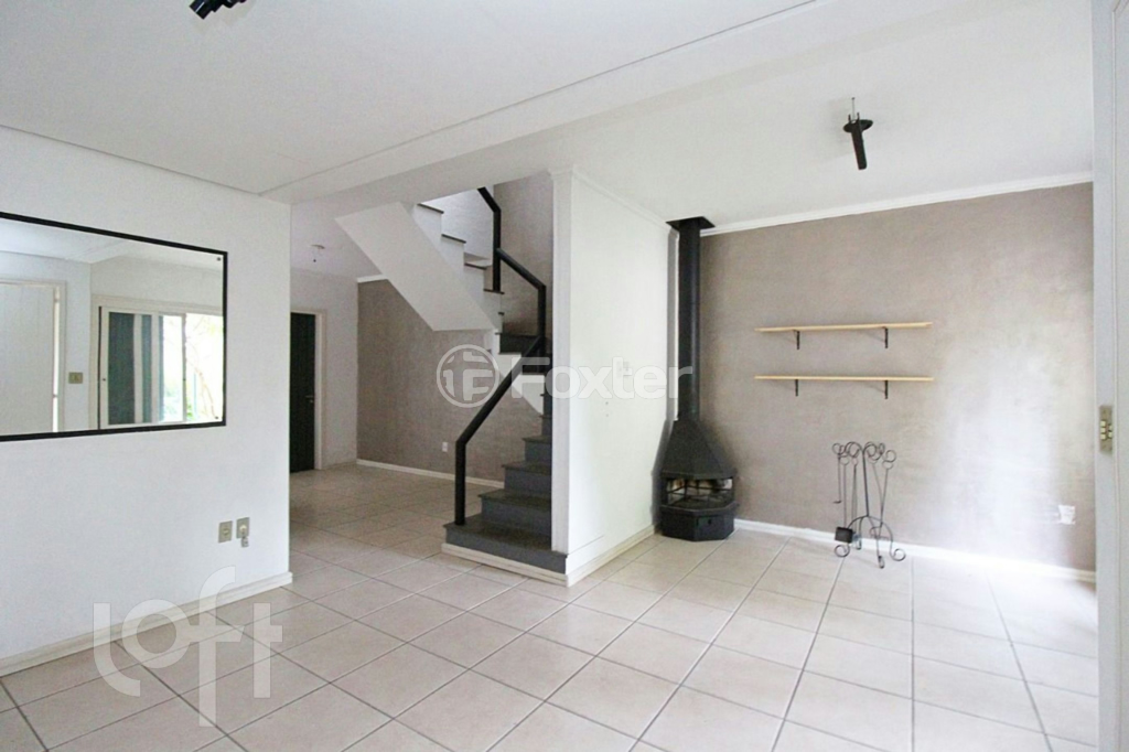Casa de Condomínio à venda com 3 quartos, 253m² - Foto 3