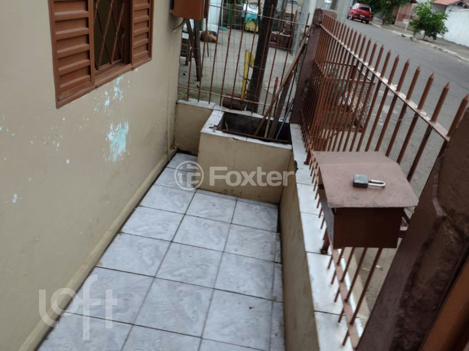 Casa à venda com 2 quartos, 38m² - Foto 2