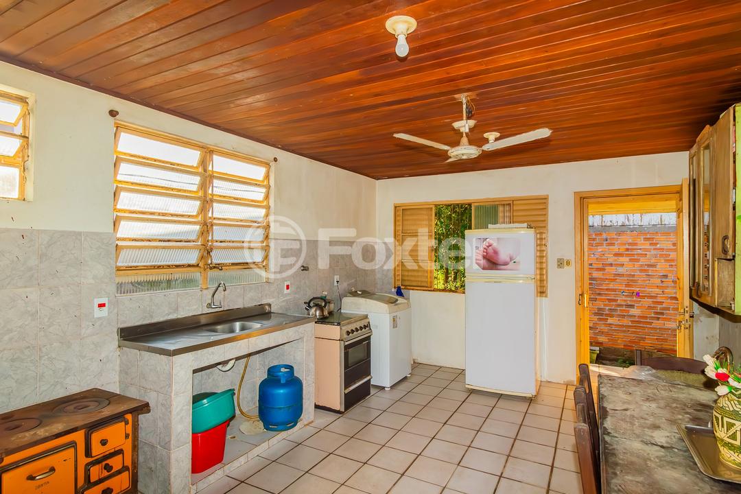 Casa à venda com 4 quartos, 150m² - Foto 11
