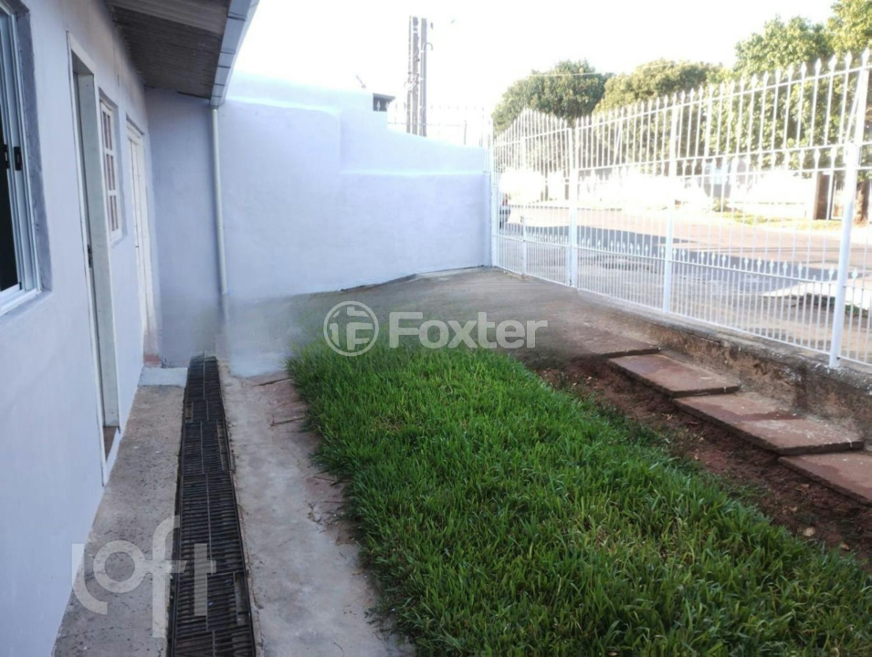 Casa à venda com 3 quartos, 120m² - Foto 2