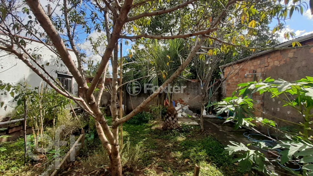 Casa à venda com 3 quartos, 80m² - Foto 2