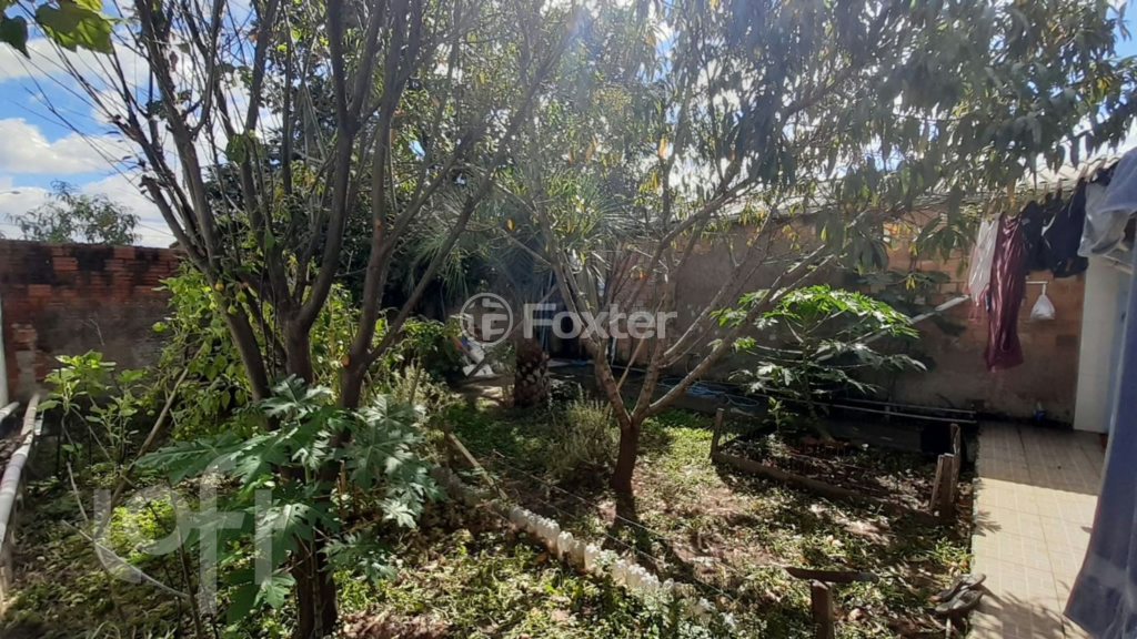 Casa à venda com 3 quartos, 80m² - Foto 4