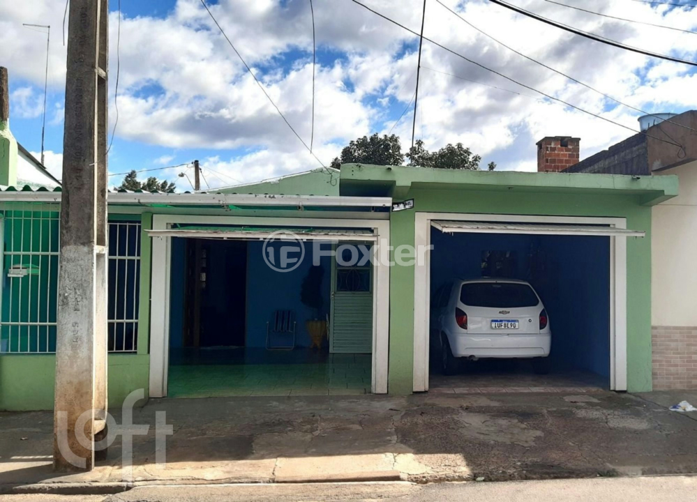 Casa à venda com 3 quartos, 80m² - Foto 1