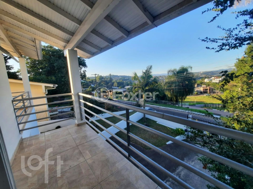 Casa à venda com 3 quartos, 176m² - Foto 8