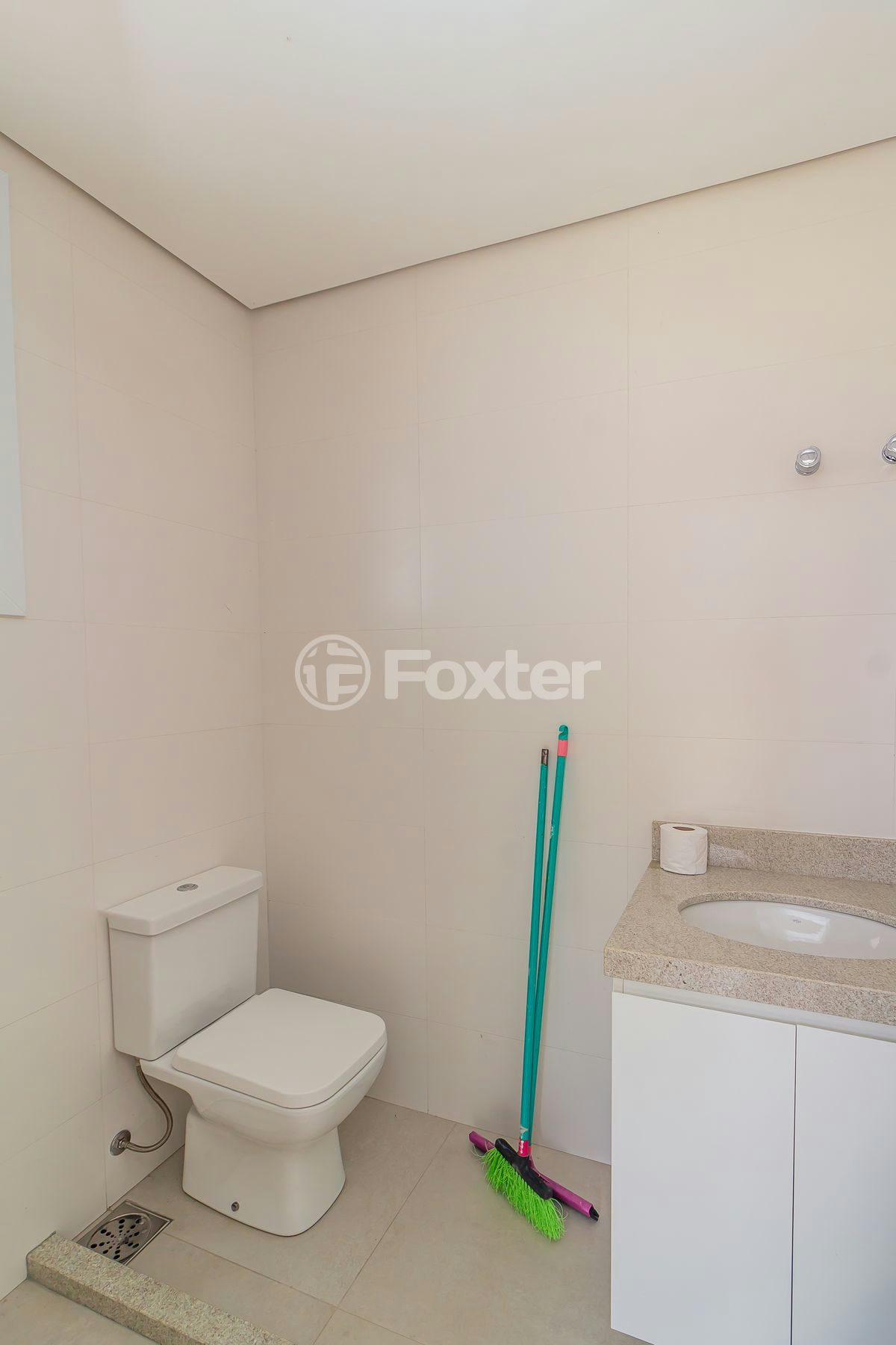 Casa de Condomínio à venda com 4 quartos, 314m² - Foto 64