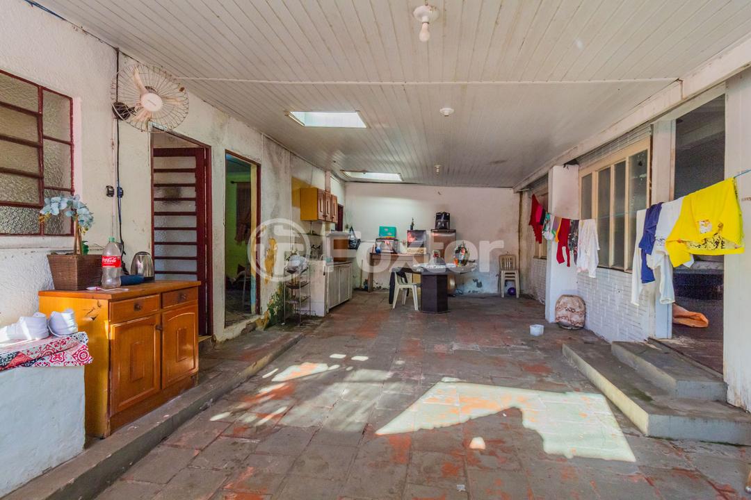 Casa à venda com 3 quartos, 308m² - Foto 17