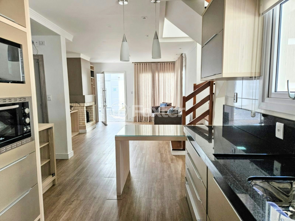 Casa de Condomínio à venda com 3 quartos, 139m² - Foto 2