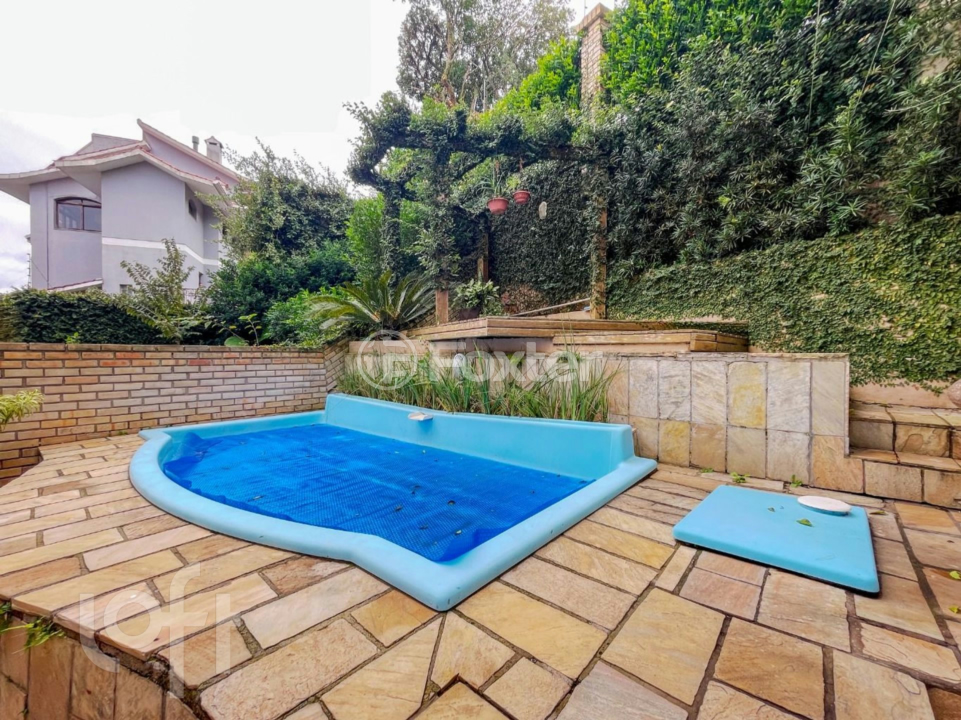 Casa de Condomínio à venda com 4 quartos, 219m² - Foto 4