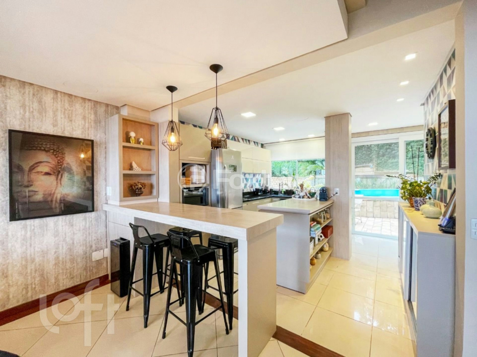 Casa de Condomínio à venda com 4 quartos, 219m² - Foto 3