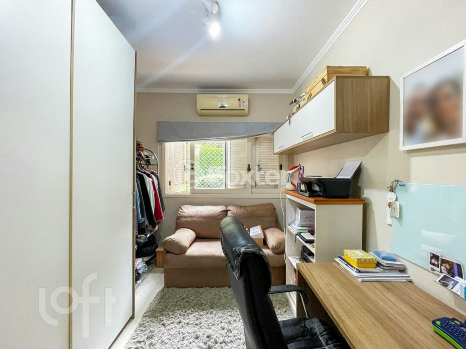 Casa de Condomínio à venda com 4 quartos, 219m² - Foto 32