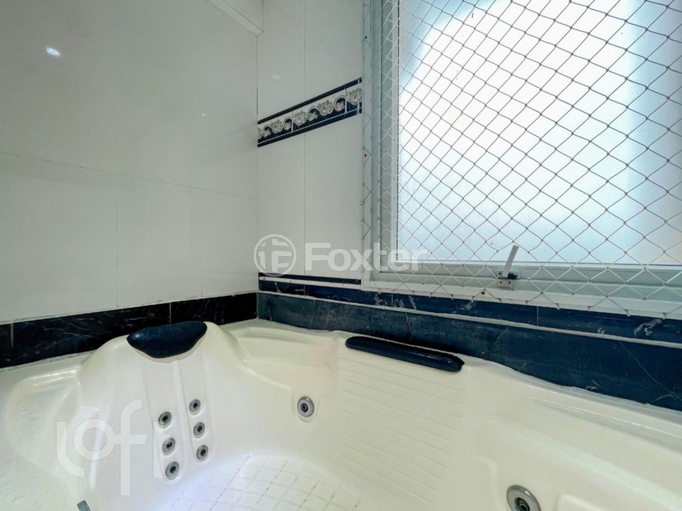 Casa de Condomínio à venda com 4 quartos, 219m² - Foto 35