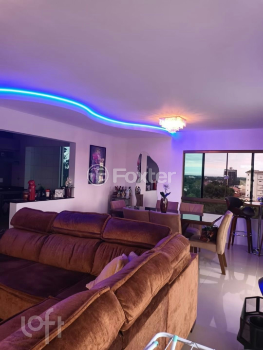 Apartamento à venda com 3 quartos, 128m² - Foto 1