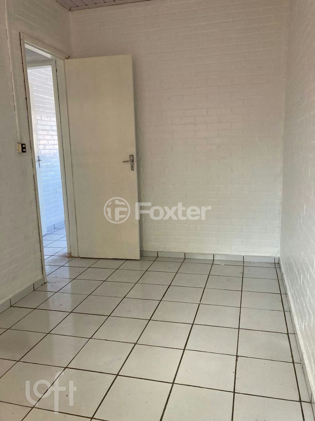 Casa à venda com 2 quartos, 40m² - Foto 7
