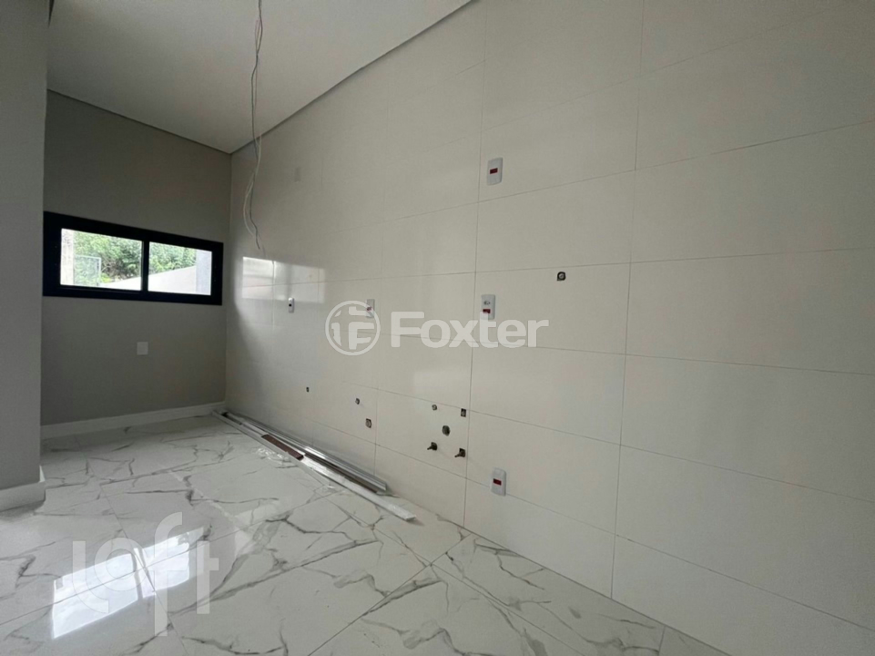 Casa à venda com 3 quartos, 85m² - Foto 4