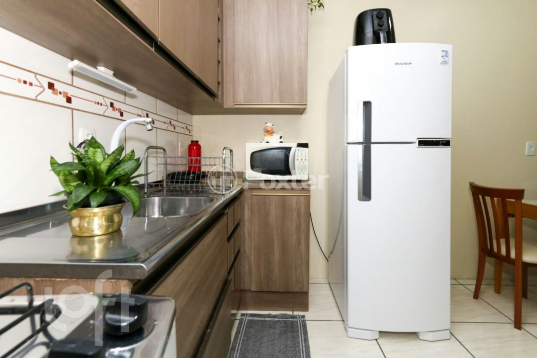Casa à venda com 2 quartos, 45m² - Foto 18
