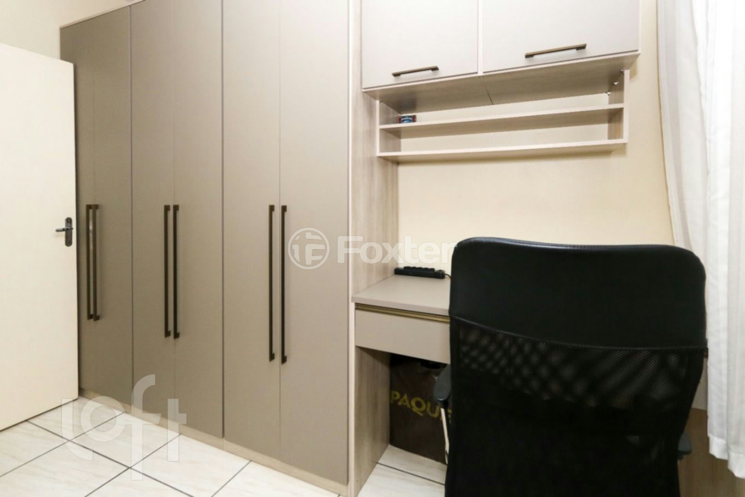 Casa à venda com 2 quartos, 45m² - Foto 12