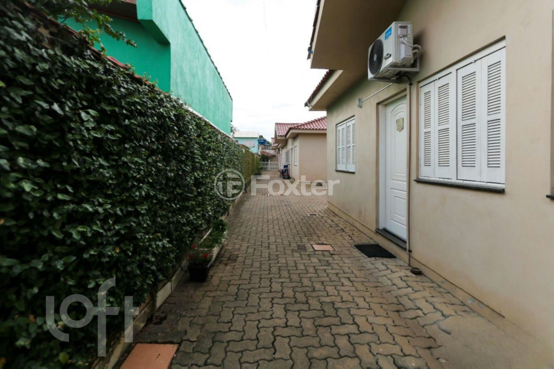 Casa à venda com 2 quartos, 45m² - Foto 23
