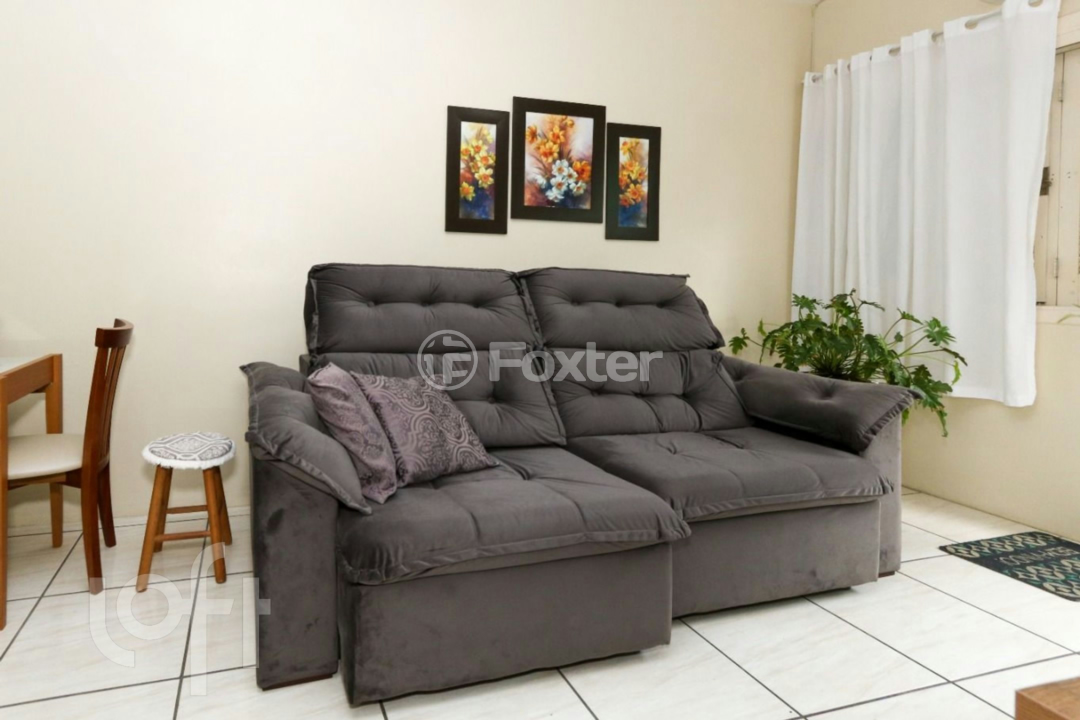 Casa à venda com 2 quartos, 45m² - Foto 3
