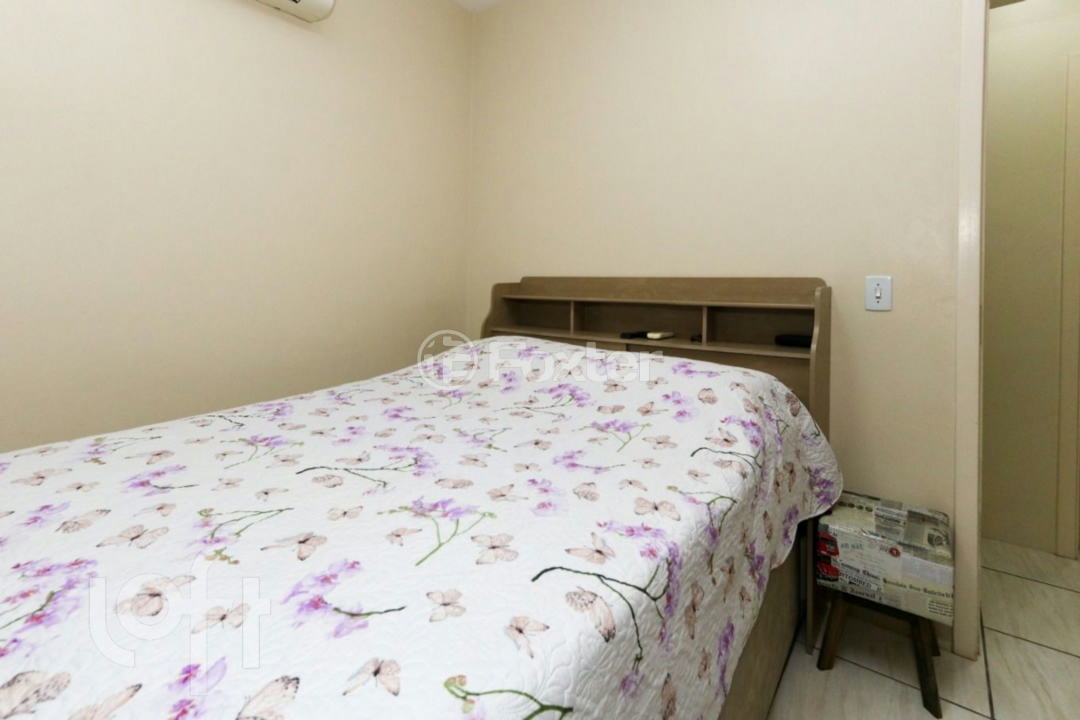 Casa à venda com 2 quartos, 45m² - Foto 6