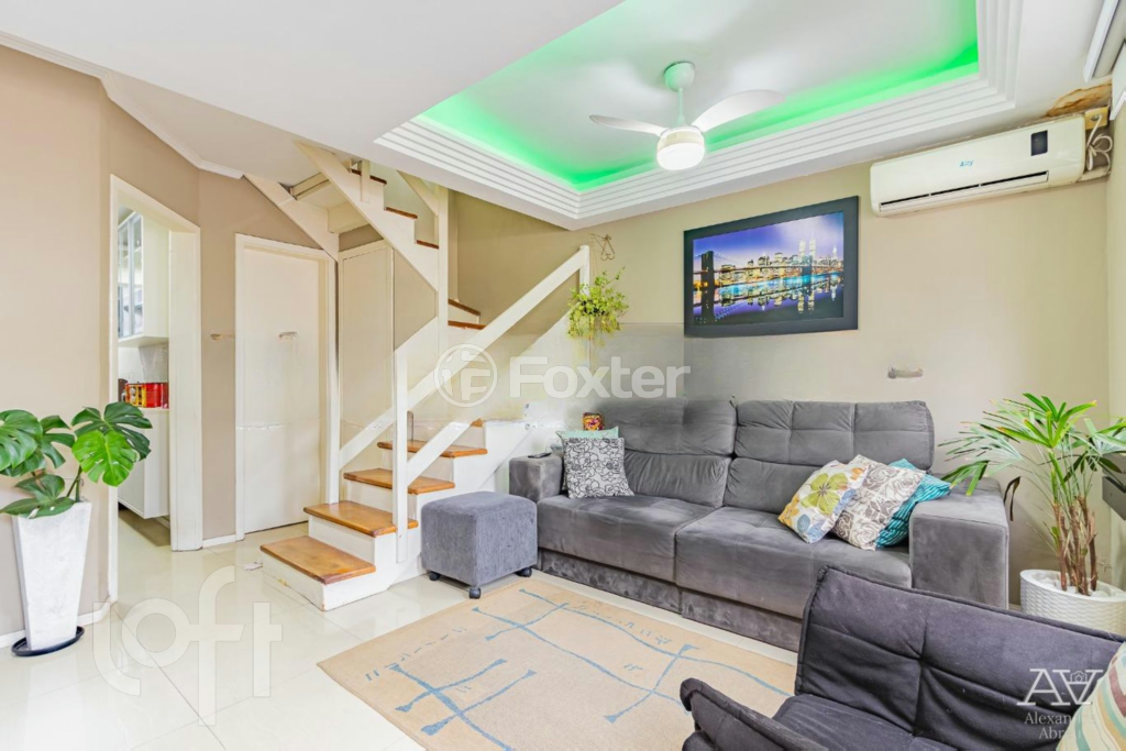 Casa de Condomínio à venda com 3 quartos, 88m² - Foto 1