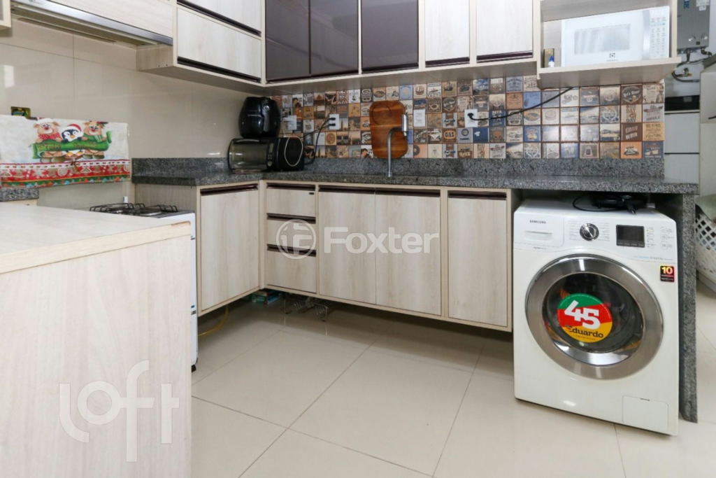 Casa à venda com 2 quartos, 61m² - Foto 7