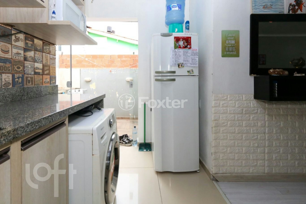Casa à venda com 2 quartos, 61m² - Foto 9