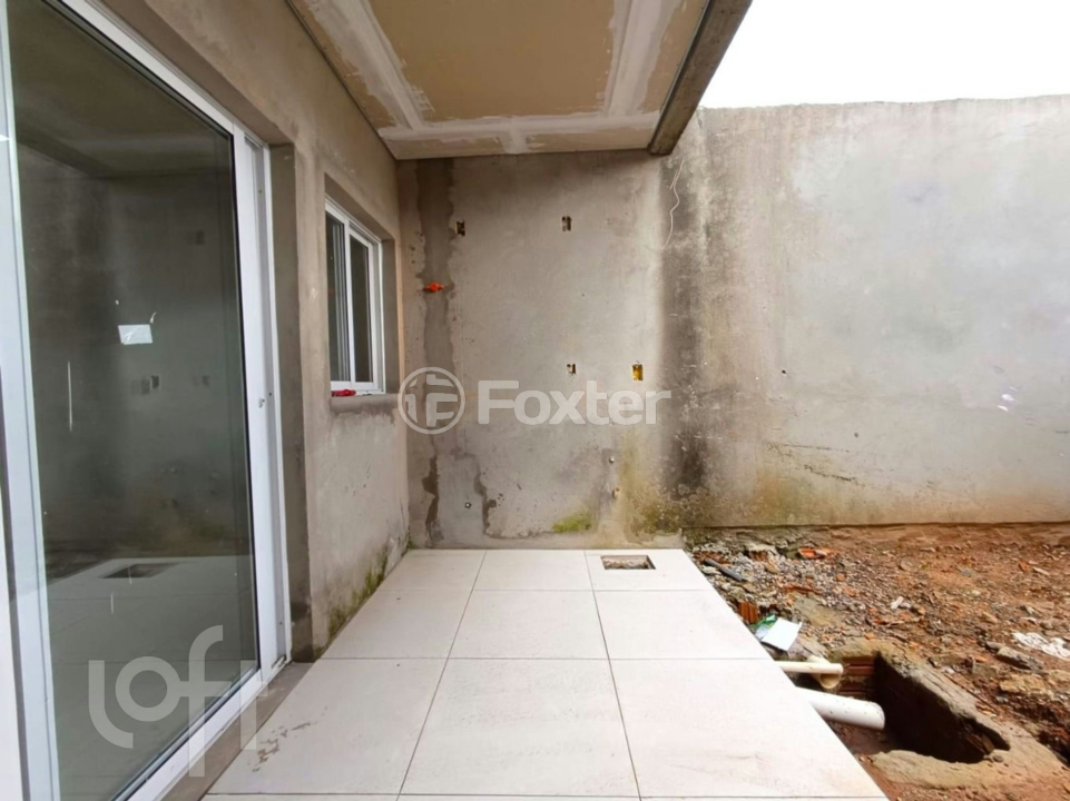 Casa à venda com 2 quartos, 69m² - Foto 9