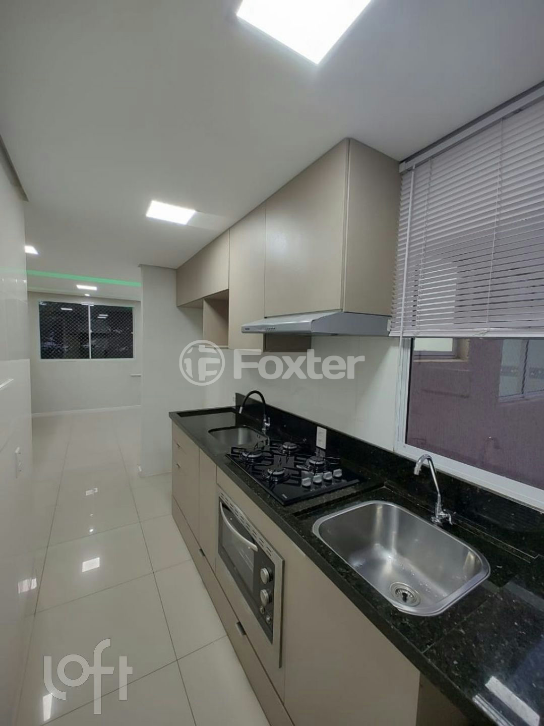 Apartamento à venda com 2 quartos, 41m² - Foto 12