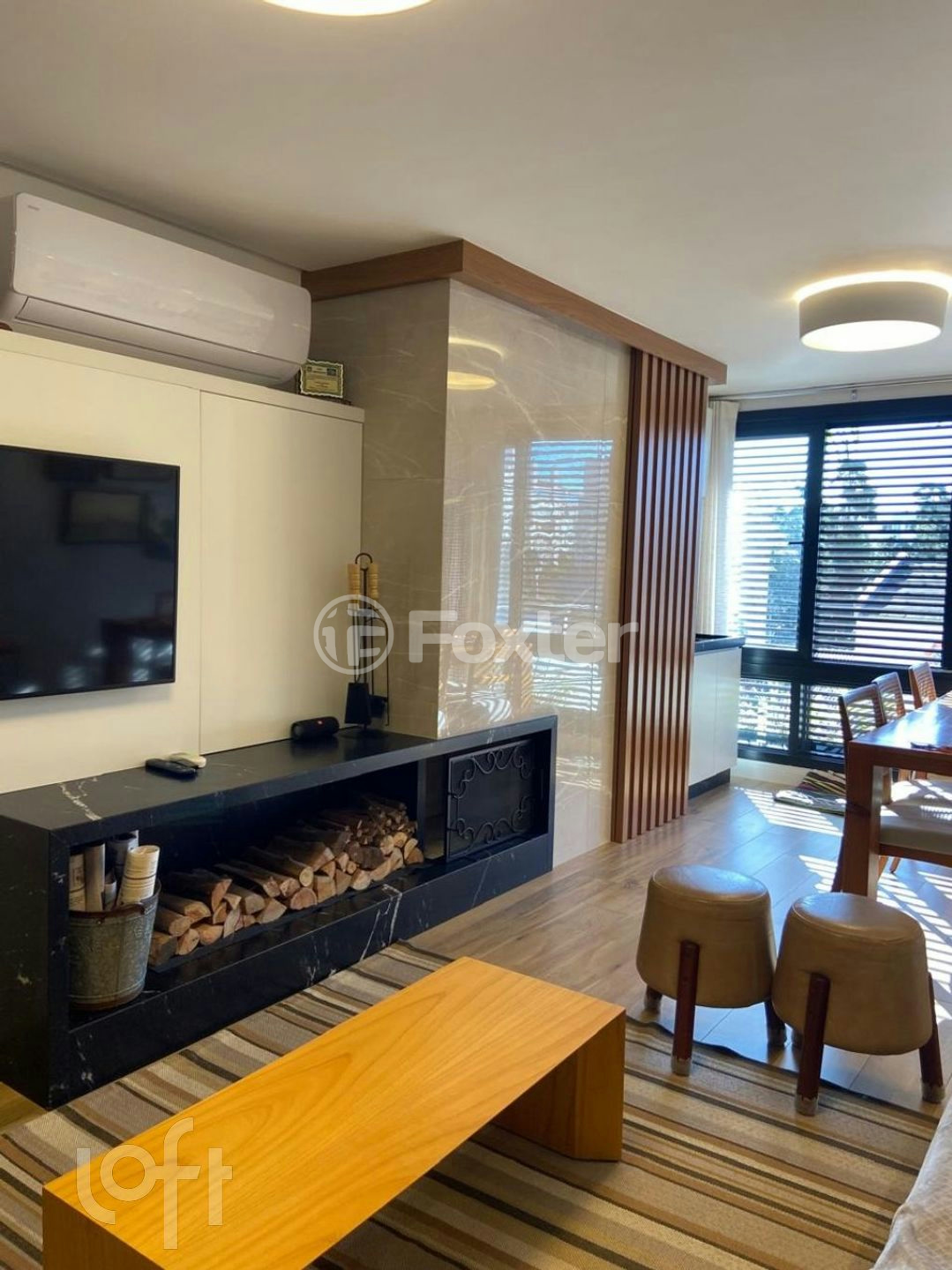 Apartamento à venda com 3 quartos, 189m² - Foto 2