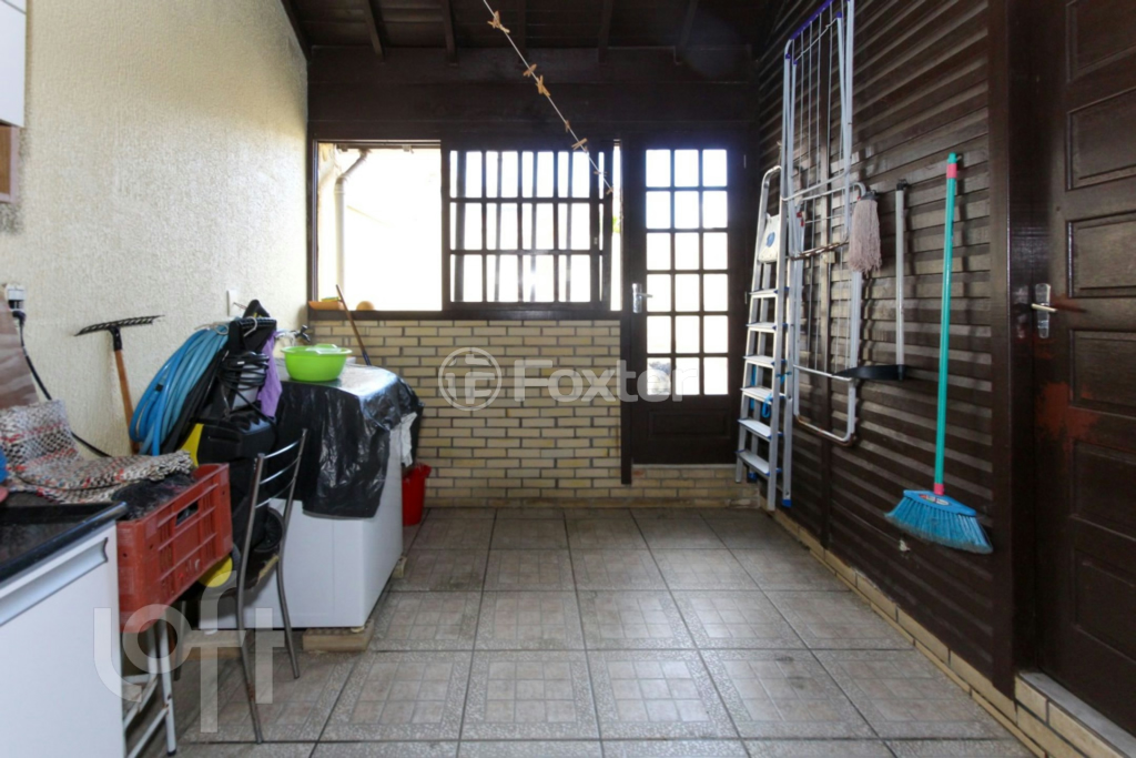 Casa à venda com 2 quartos, 67m² - Foto 15
