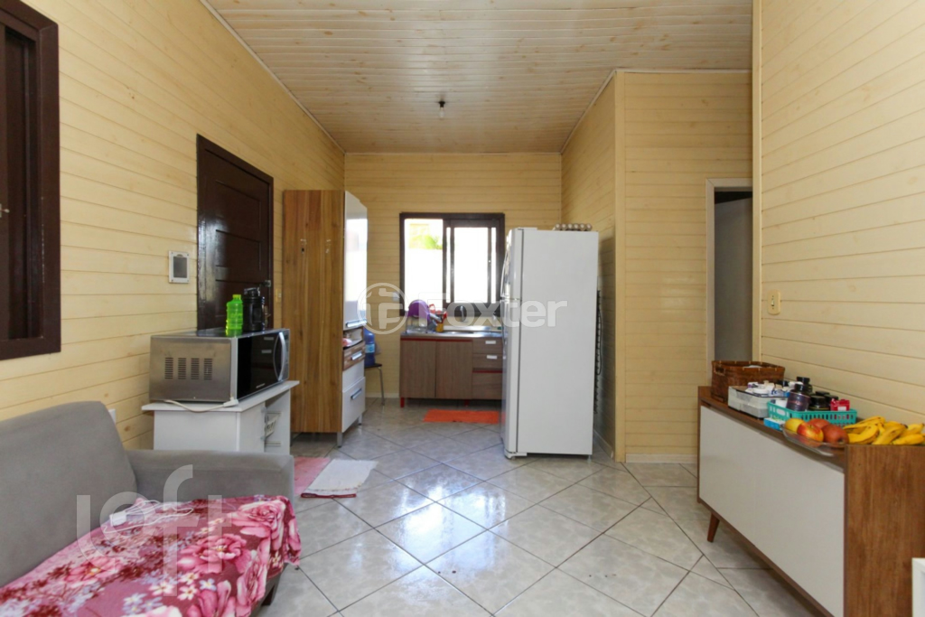 Casa à venda com 2 quartos, 67m² - Foto 2