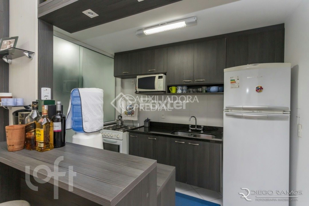 Apartamento à venda com 3 quartos, 71m² - Foto 2
