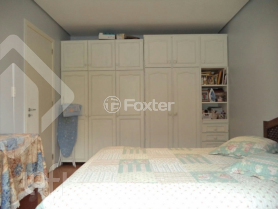Casa de Condomínio à venda com 4 quartos, 260m² - Foto 24