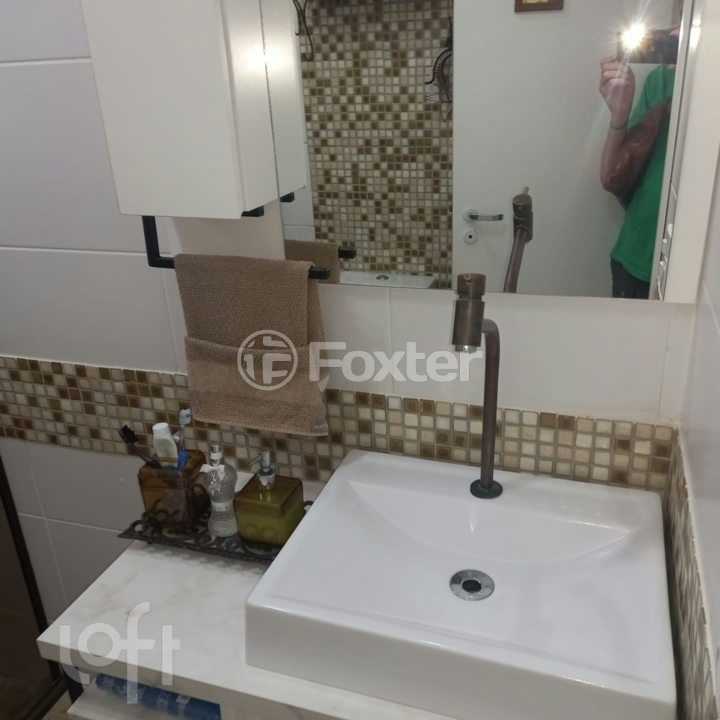 Casa à venda com 2 quartos, 78m² - Foto 2