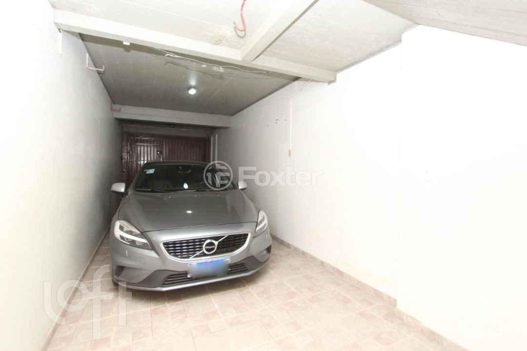 Casa à venda com 4 quartos, 300m² - Foto 33