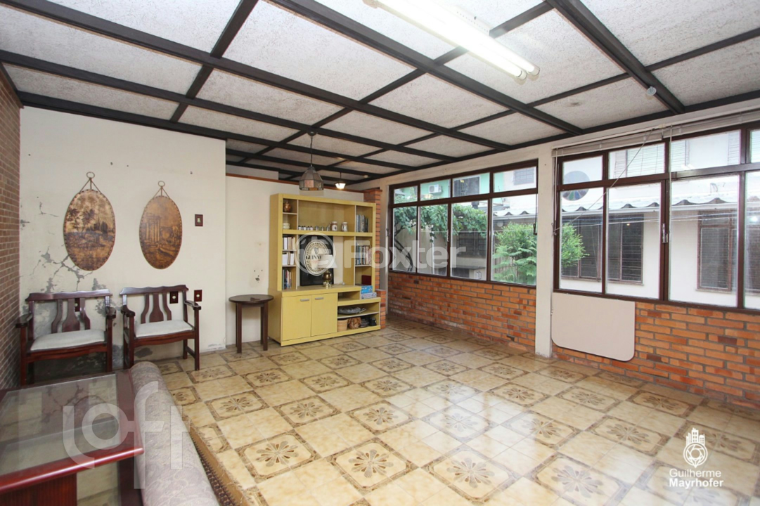 Casa à venda com 4 quartos, 300m² - Foto 4