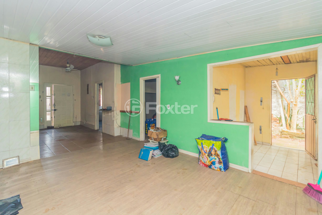 Casa à venda com 3 quartos, 142m² - Foto 2