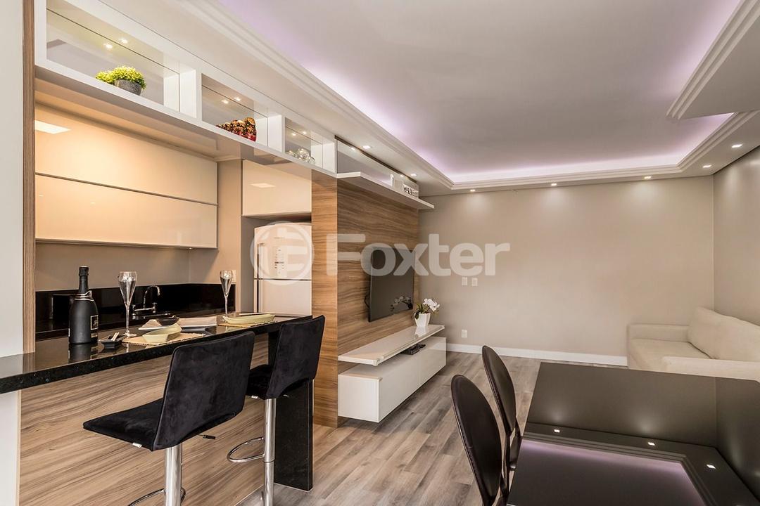 Apartamento à venda com 2 quartos, 68m² - Foto 5