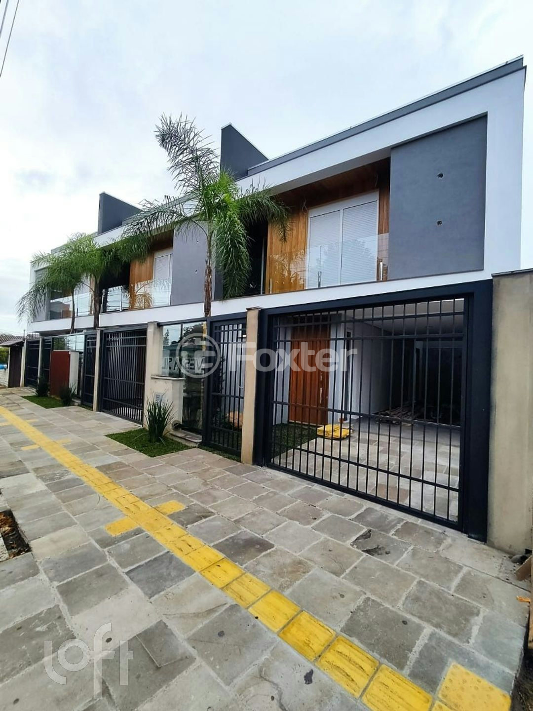 Casa à venda com 3 quartos, 129m² - Foto 2