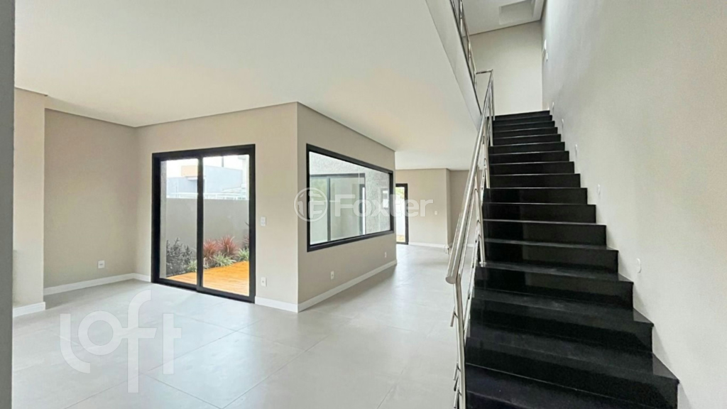 Casa de Condomínio à venda com 3 quartos, 157m² - Foto 4
