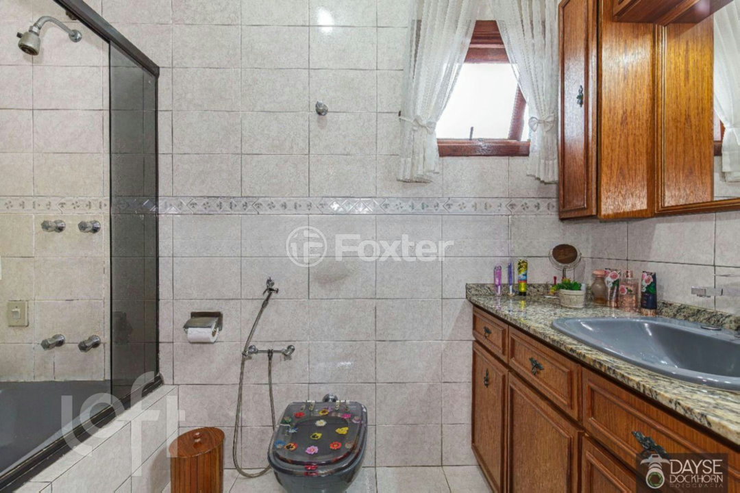 Casa à venda com 3 quartos, 225m² - Foto 9