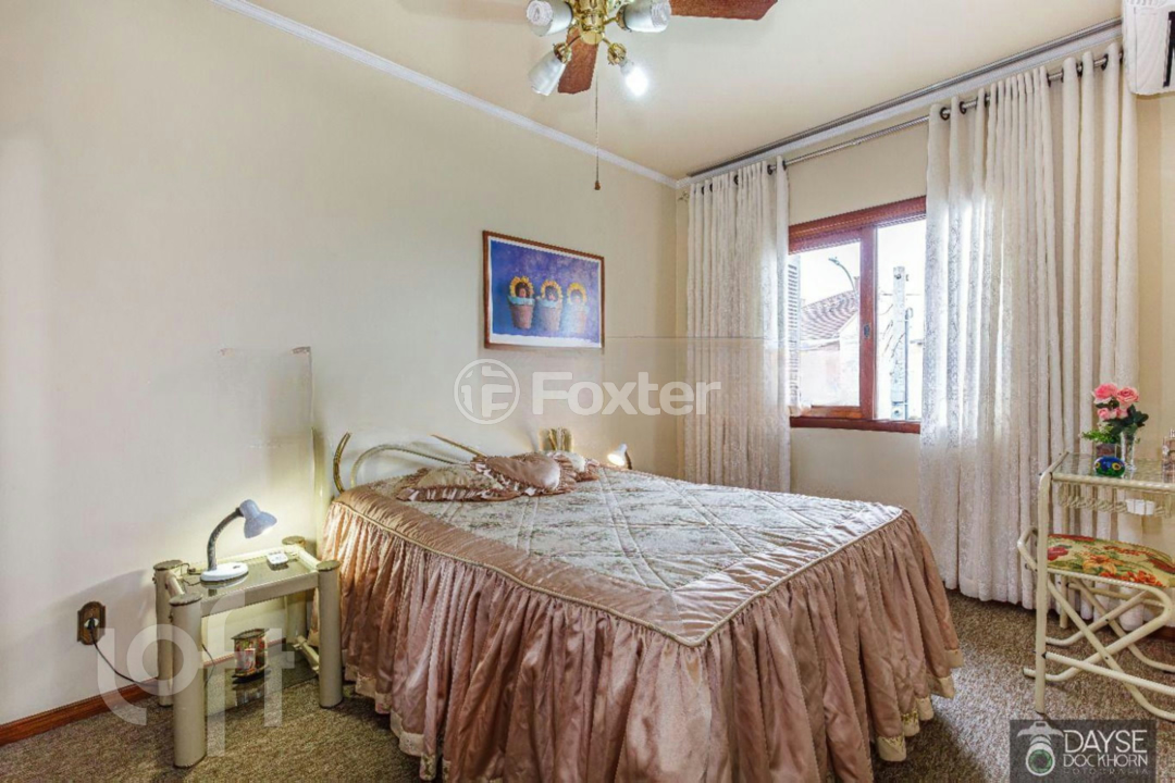 Casa à venda com 3 quartos, 225m² - Foto 5