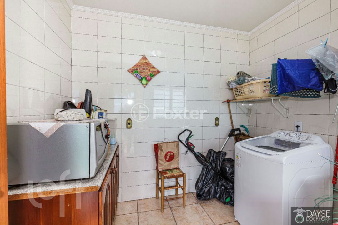 Casa à venda com 3 quartos, 225m² - Foto 14