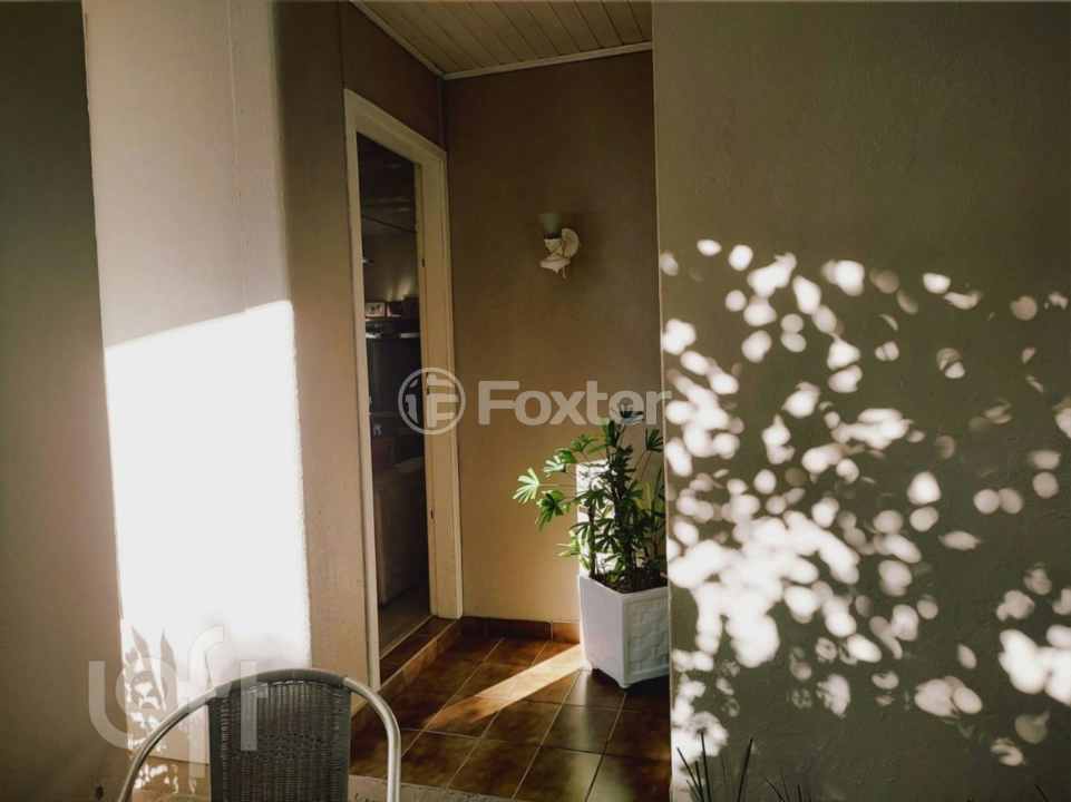 Casa à venda com 2 quartos, 180m² - Foto 8