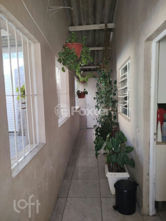 Casa à venda com 2 quartos, 180m² - Foto 18