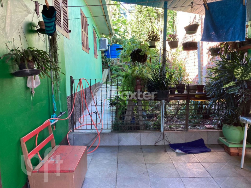 Casa à venda com 6 quartos, 120m² - Foto 33