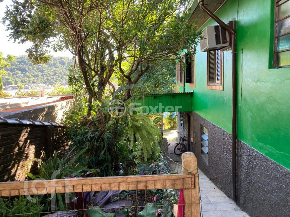 Casa à venda com 6 quartos, 120m² - Foto 22